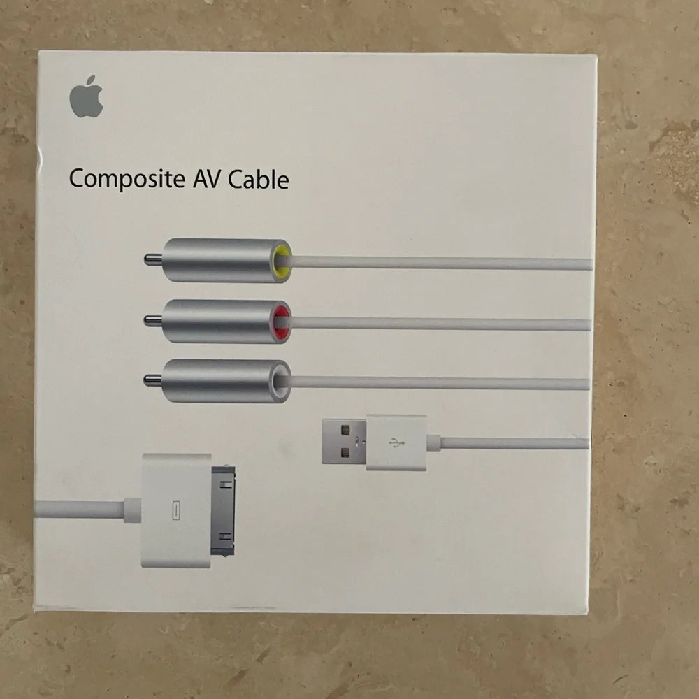 NWT Apple | Composite AV Cable
